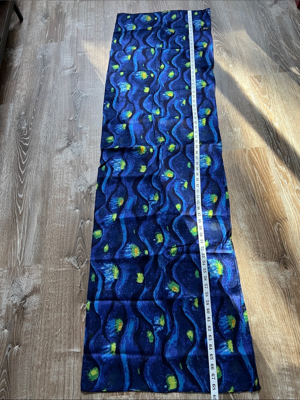 NWOT Musee O’Dorsay Van Gogh “Starry Night” inspired 100% cotton scarf - Picture 6 of 6